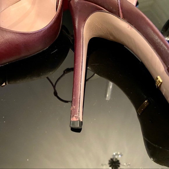 🎉HP🎉 AUTH GUCCI COLINE STUDDED T-STRAP PUMP - Picture 15 of 16